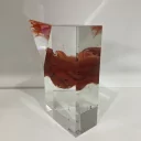 Fire - skleněná plastika s barvou červeného rubínu