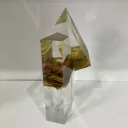 Yellow - skleněná broušená lepená plastika