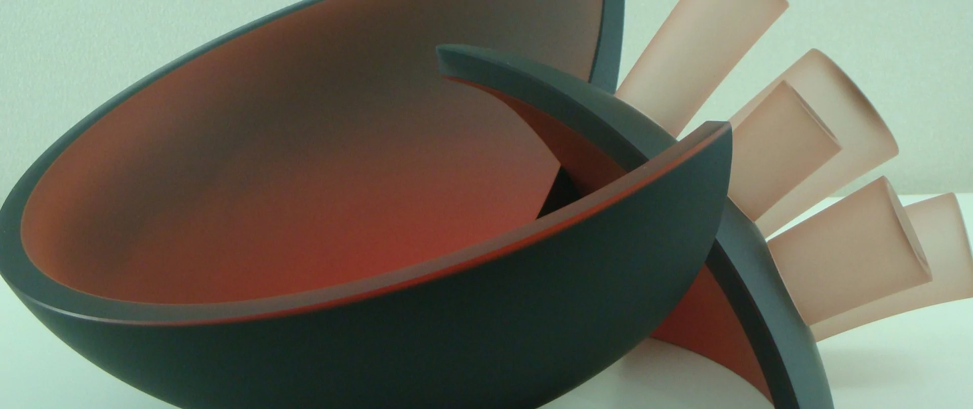 <p><span style="font-size: 32px;">Broušená skleněná plastika</span></p><p><span style="font-size: 32px;">Broušené vázy</span></p><p><span style="font-size: 32px;">Broušené mísy</span></p>